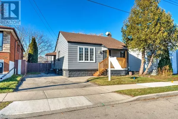 Hamilton, ON L8H5K3,453 PALING Avenue