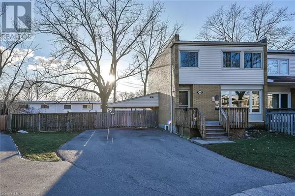 Burlington, ON L7P2P2,2398 MARYVALE Court