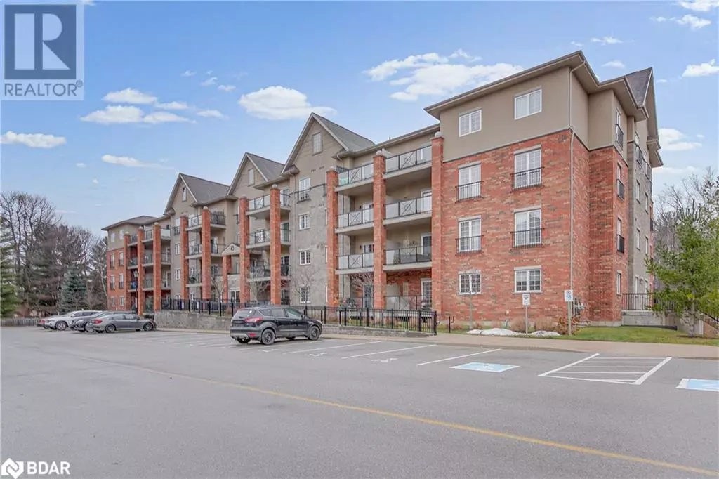 Barrie, ON L4N5W6,43 FERNDALE Drive S Unit# 204