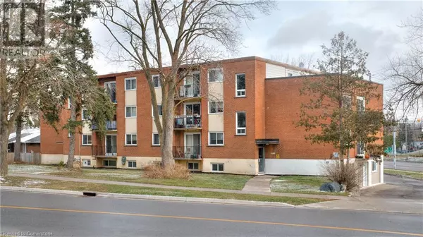 371 DALE Crescent Unit# 6, Waterloo, ON N2J3Y6