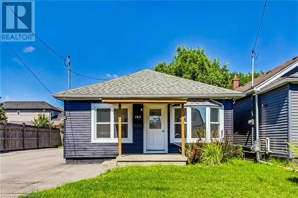 Hamilton, ON L8H6M1,763 TATE Avenue