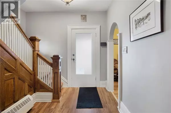 Haldimand, ON N0A1H0,66 KING Street E