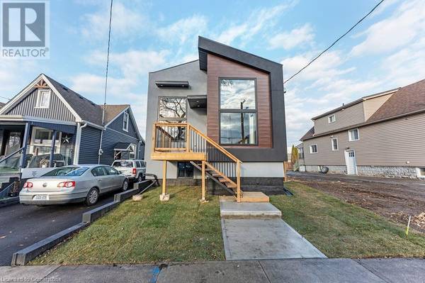 209 GRENFELL Street, Hamilton, ON L8H3J6