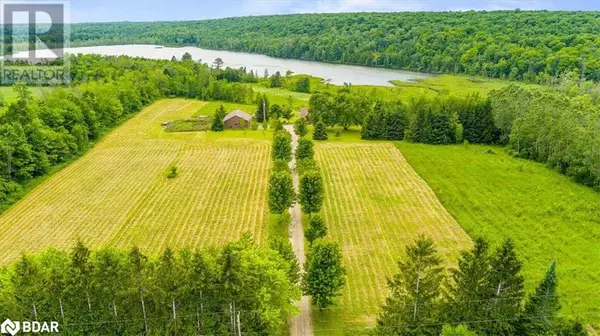 Georgian Bluffs, ON N0H1S0,210182 BURGESS SIDEROAD