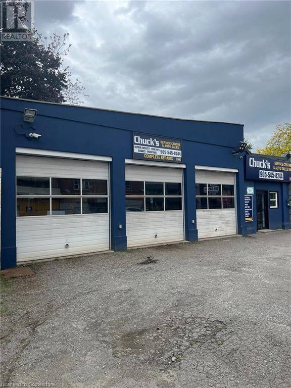 Hamilton, ON L8M1A9,804 KING Street E