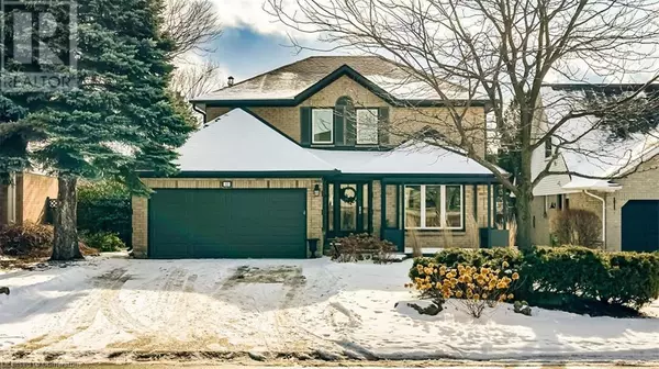 12 LARKSPUR Crescent, Ancaster, ON L9K1C3