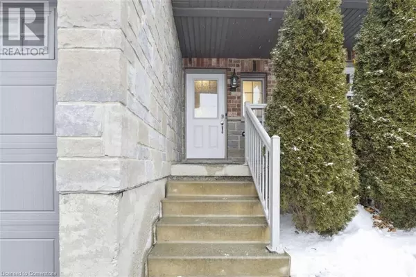 Kitchener, ON N2P0E2,75 MEADOWRIDGE Street