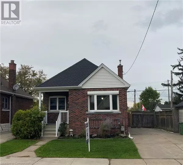 101 ALBANY Avenue, Hamilton, ON L8H2H4