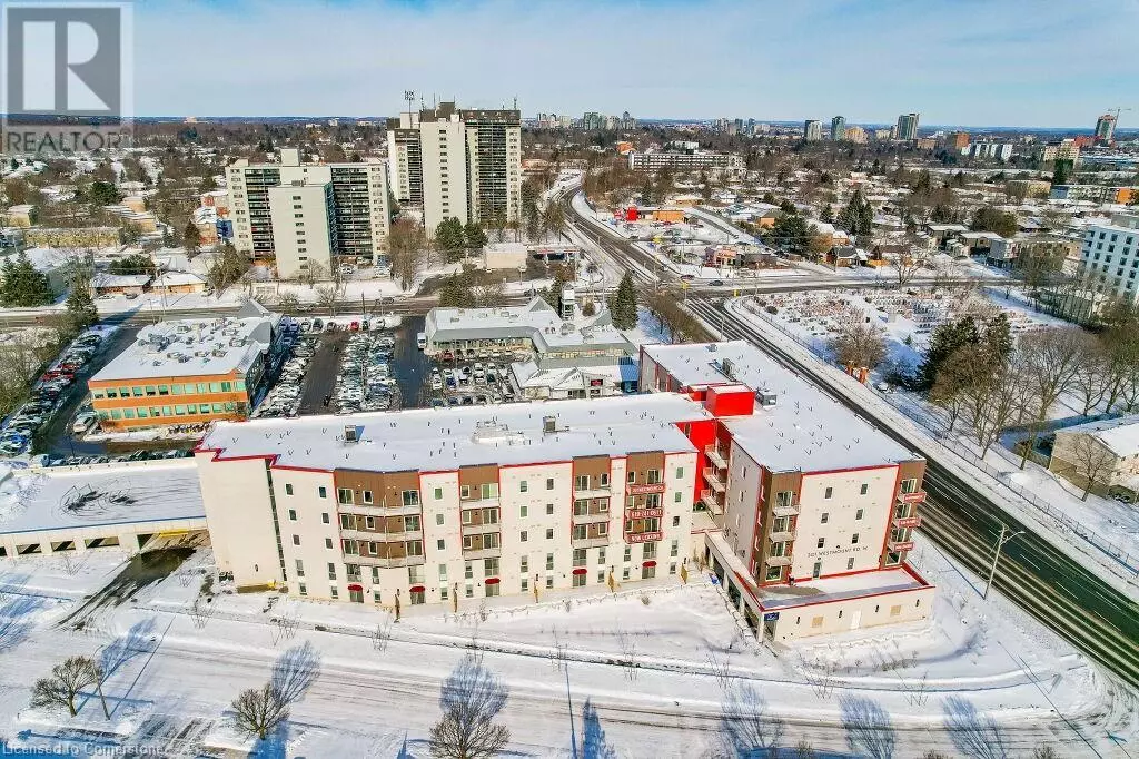 Kitchener, ON N2M1S3,301 WESTMOUNT Road W Unit# 3