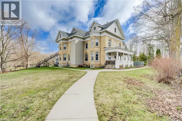 98 3RD Street SE, Chesley, ON N0G1L0