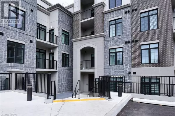 Ancaster, ON L9G1N4,153 WILSON ST West #103