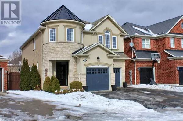 Ancaster, ON L9K0C5,120 PEER CRT Court