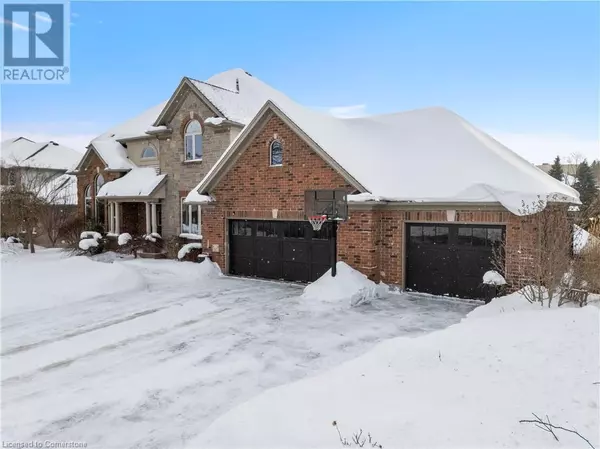 Waterloo, ON N2V2R3,827 BIRCHMOUNT Drive