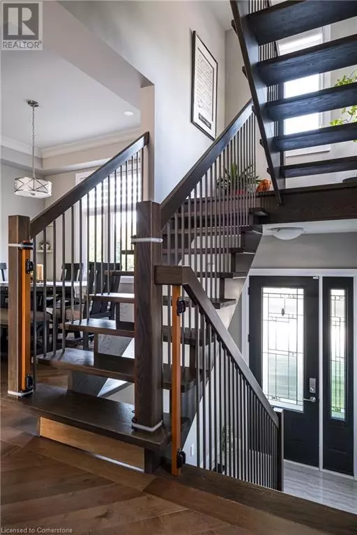 Hamilton, ON L8P3G3,255 PARK Street S