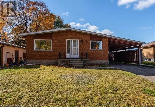 Kitchener, ON N2C1M3,72 MASSEY Avenue