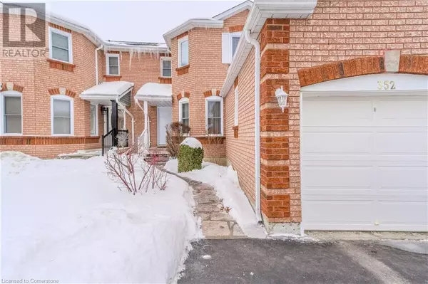 Cambridge, ON N1P1B9,352 CHRISTOPHER Drive