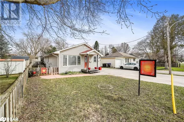 Angus, ON L0M1B0,107 SYDENHAM Street