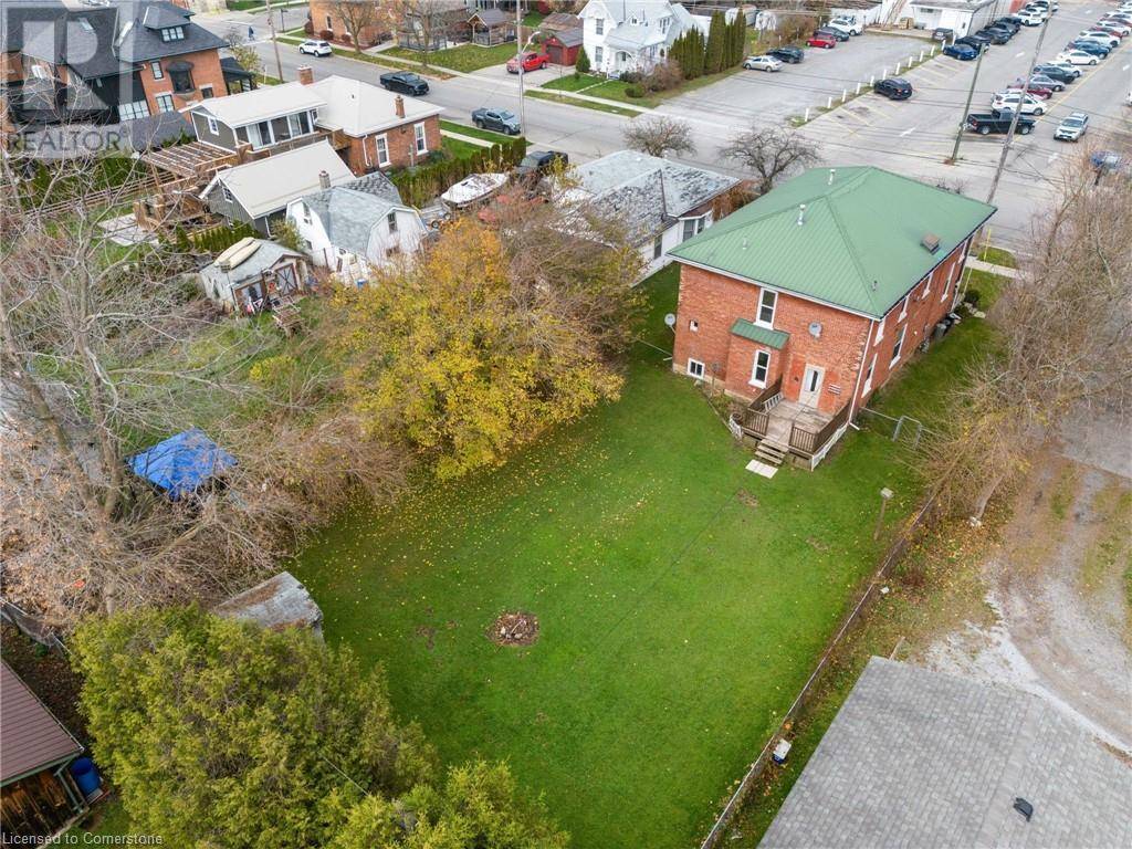 Port Dover, ON N0A1N0,311 ST GEORGE Street