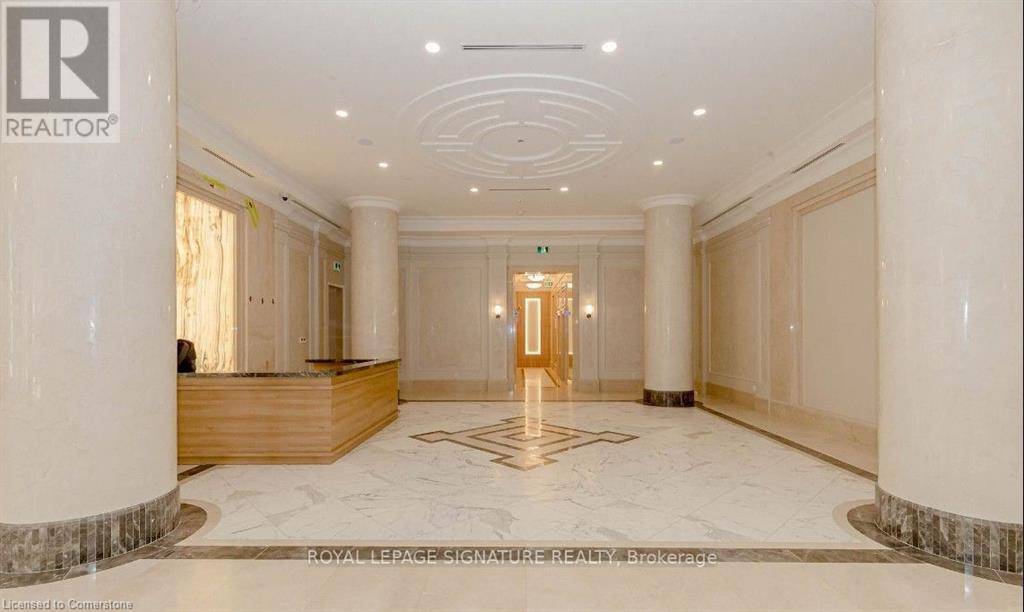 Mississauga, ON L5B1L9,36 ELM DR West #1001