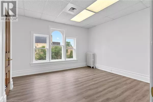 18 WEBER Street W Unit# office 5, Kitchener, ON N2H3Z2