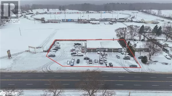 Innisfil, ON L0S4P2,6938 YONGE Street