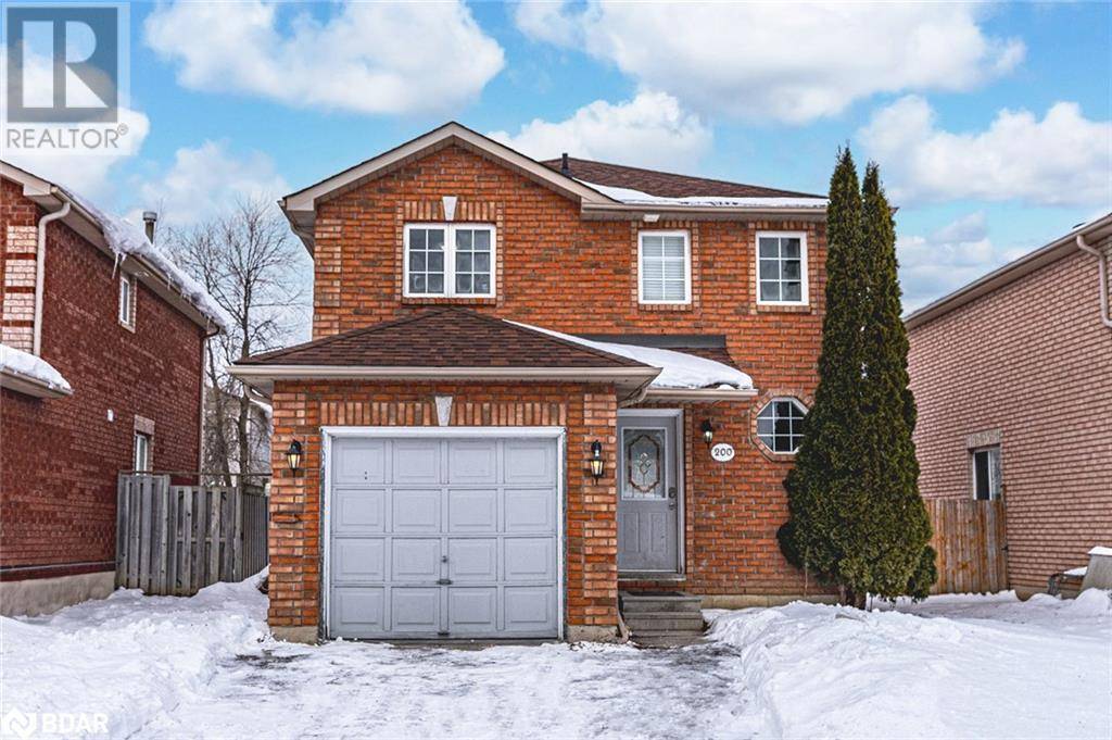 200 DUNSMORE Lane, Barrie, ON L4M6Z8