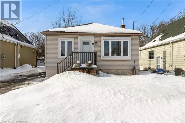 242 EAST 27TH Street, Hamilton, ON L8V3G4