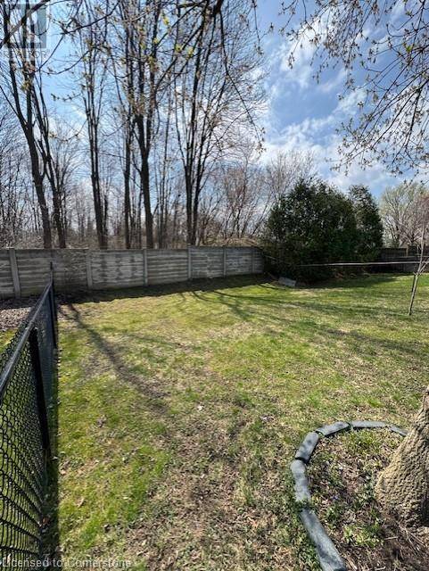 Brantford, ON N3P2A6,8 DIGBY Court