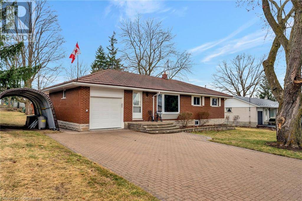 Ayr, ON N0B1E0,26 THOMPSON Street