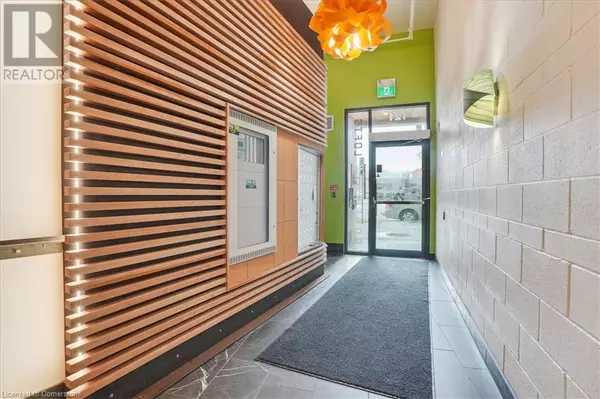 Hamilton, ON L8N1A9,121 KING ST East #105