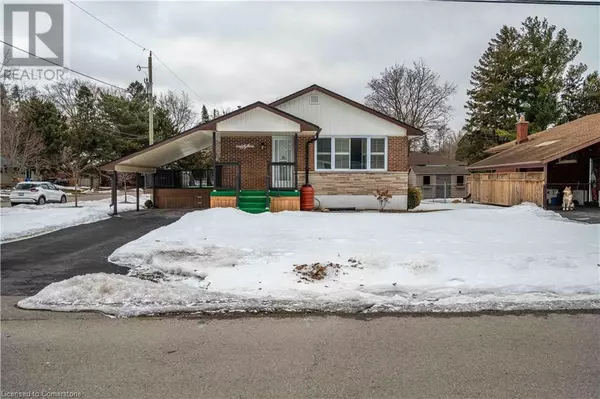 Caledonia, ON N3W1E8,153 RENFREW Street