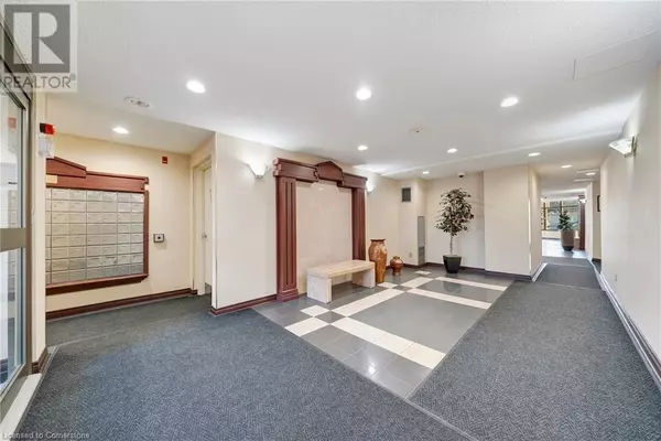 Stoney Creek, ON L8G5E1,495 HIGHWAY 8 #112