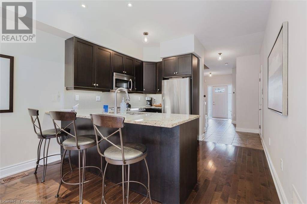 Burlington, ON L7T0A4,362 PLAINS RD East #52