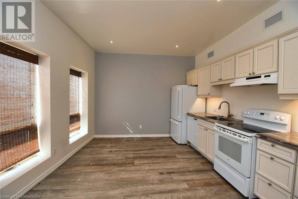 Hamilton, ON L8N1C1,329 KING ST East #3