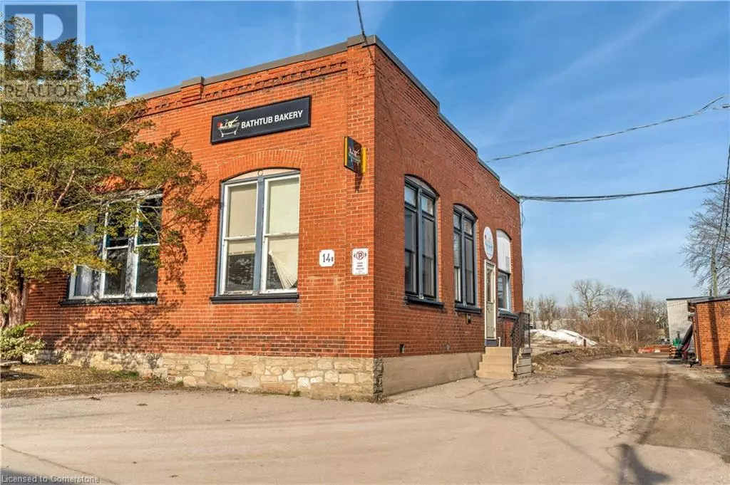 Brantford, ON N3T6J9,111 SHERWOOD DR #14B
