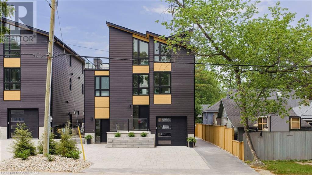 55 CENTRE Street, Grand Bend, ON N0M1T0
