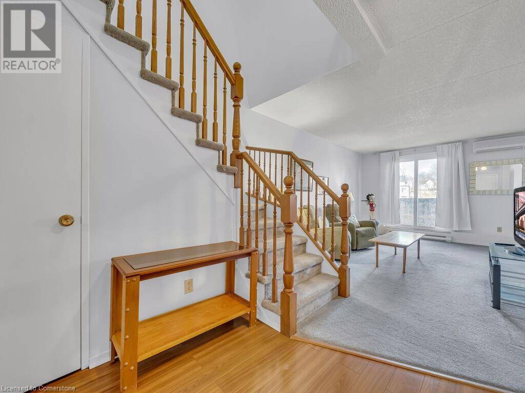 Cambridge, ON N3C2B9,42 TANNERY ST East #241