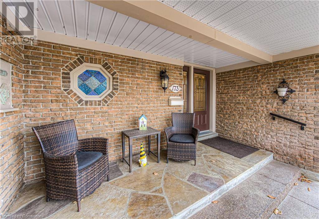 Kitchener, ON N2M4R9,173 RIPPLEWOOD Crescent