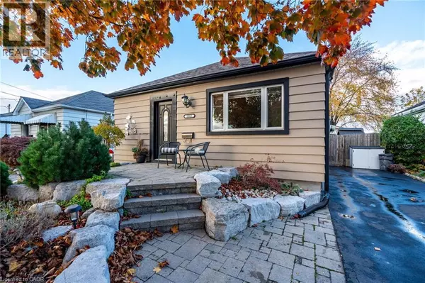 Hamilton, ON L8K1N3,1061 CENTRAL Avenue