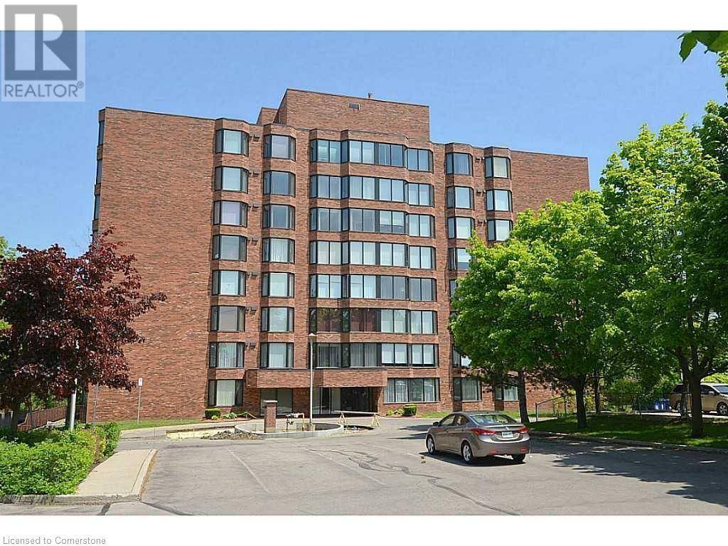 200 LIMERIDGE RD West #306, Hamilton, ON L9C7M7