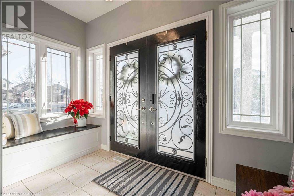 Binbrook, ON L0R1C0,16 KINSMAN Drive