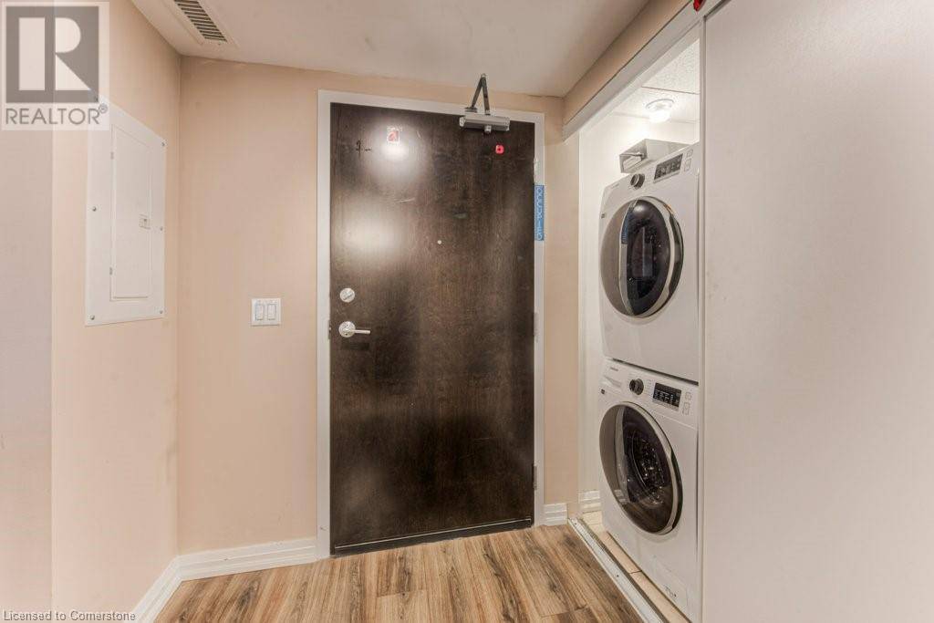 Waterloo, ON N2V0G3,778 LAURELWOOD DR #404