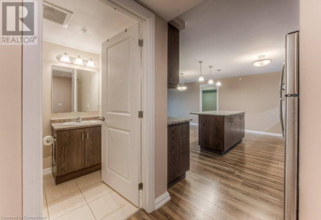 Waterloo, ON N2V0G3,778 LAURELWOOD DR #404