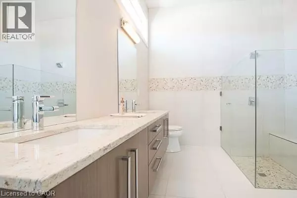 Sarnia, ON N7S0B3,613 SWEETBAY Crescent