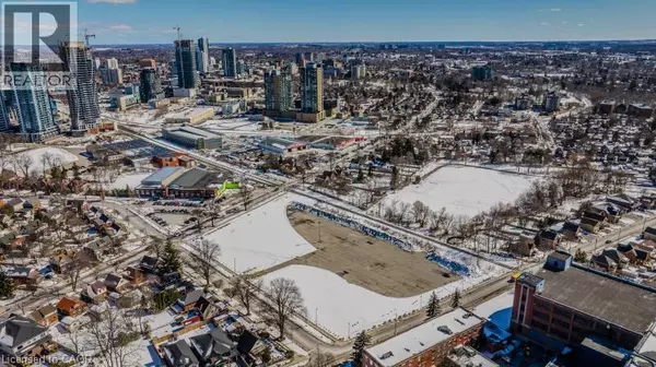 Kitchener, ON N2G1R3,150 STRANGE Street