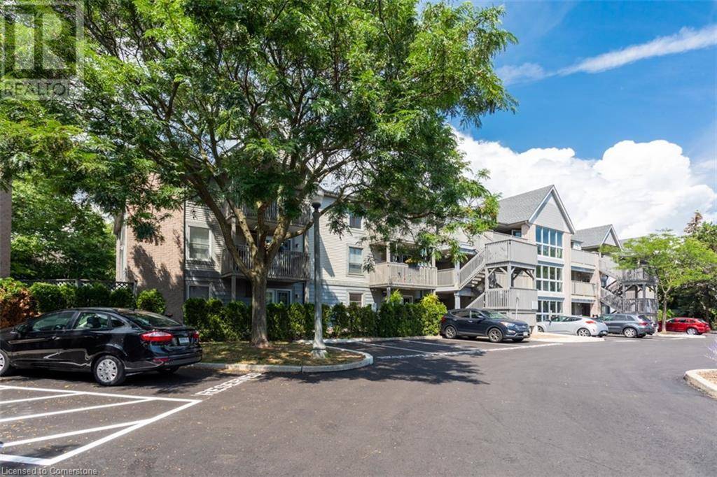Burlington, ON L7M4C4,2040 CLEAVER AVE #206