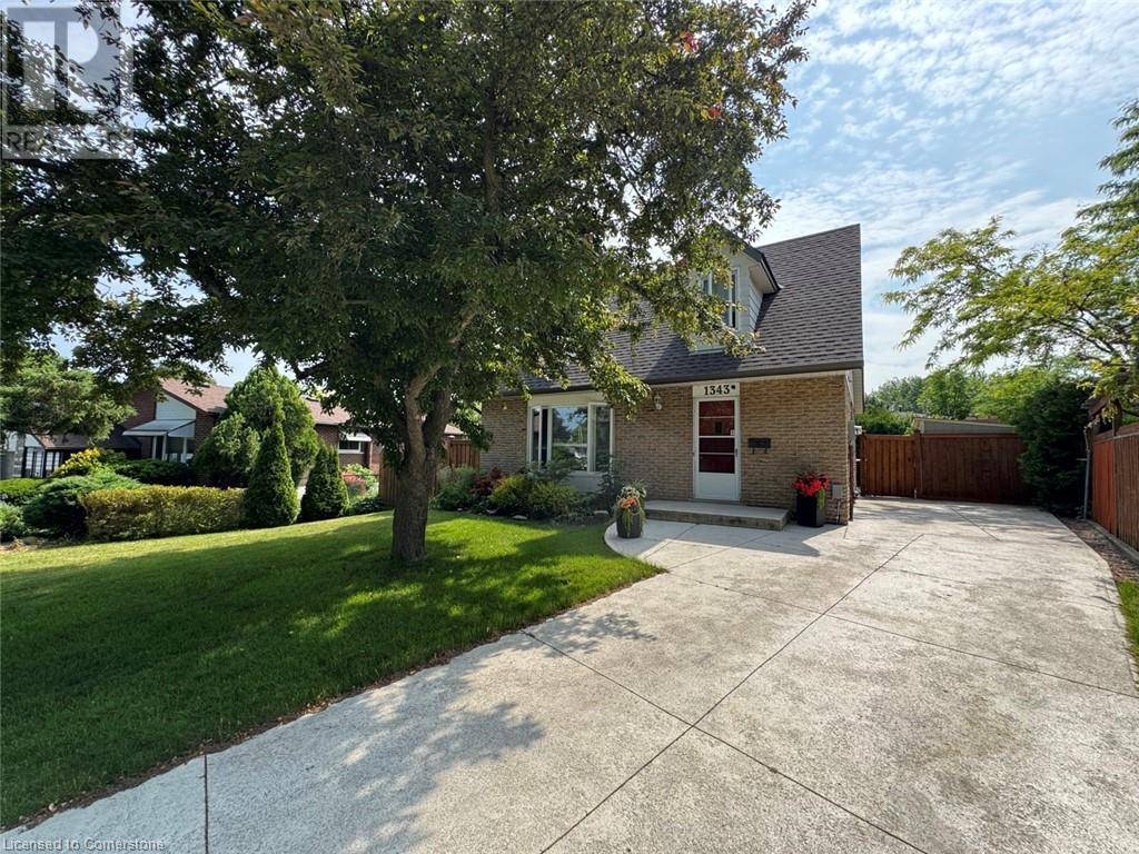 1343 JANINA Boulevard, Burlington, ON L7P1K5