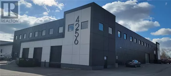 4256 CARROLL AVE #9, Niagara Falls, ON L2E7J2