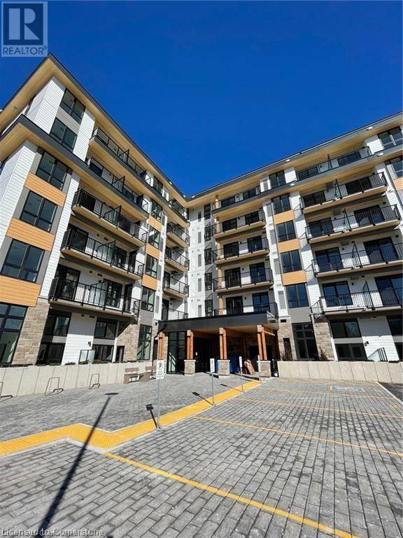 Waterloo, ON N2V0H4,101 GOLDEN EAGLE RD #412
