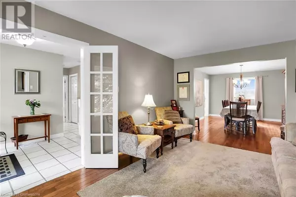 Beamsville, ON L0R1B8,5134 OAKWOOD Avenue